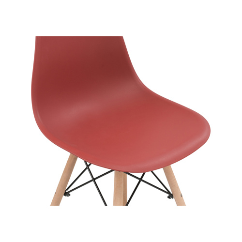 Пластиковый стул Eames PC-015 bordeaux